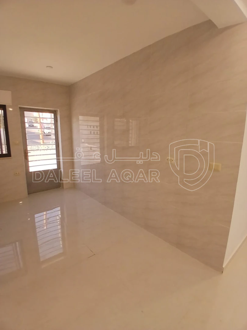 شقة في شرق عمان - طبربور  - 66,000 دأ - صورة 1